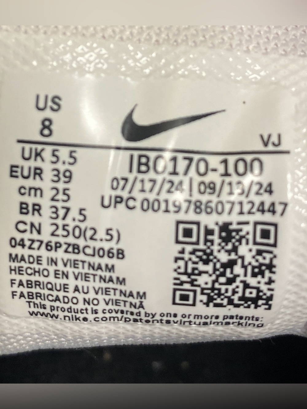 Nike Air Max 90 LV8 Phantom Metallic Silver Black White Women’s 8 - Picture 8 of 8